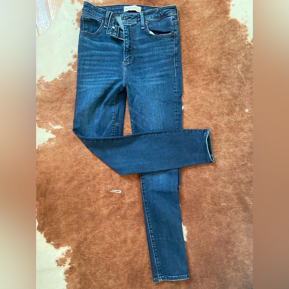 Abercrombie and Fitch Jeana